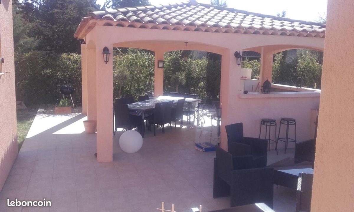 La maison du bonheur Gréoux-les-Bains Extérieur photo